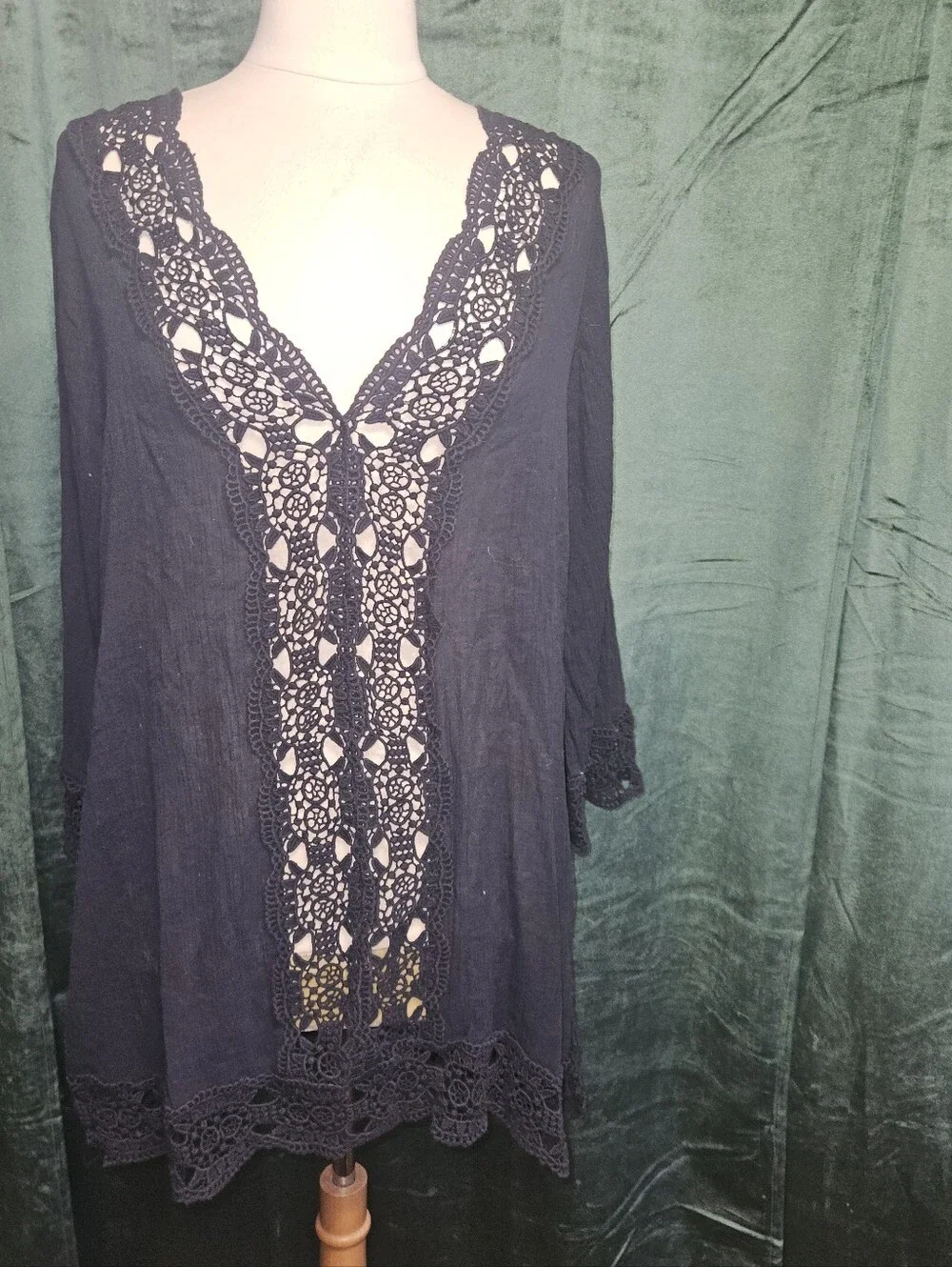 La Blanca Fare V Neck Swim Cover